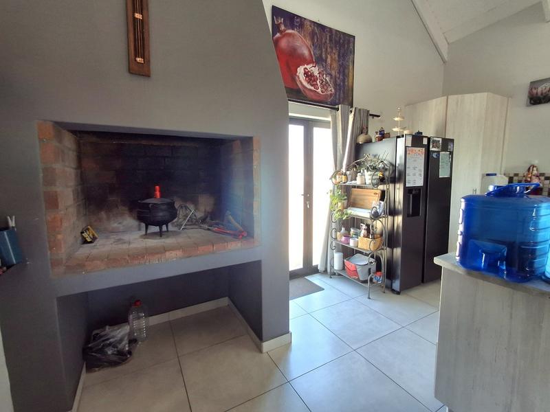 3 Bedroom Property for Sale in Britannia Bay Western Cape